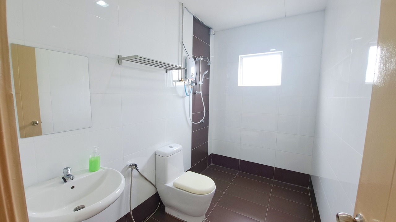 Photo of Bathroom in Kampung Arab