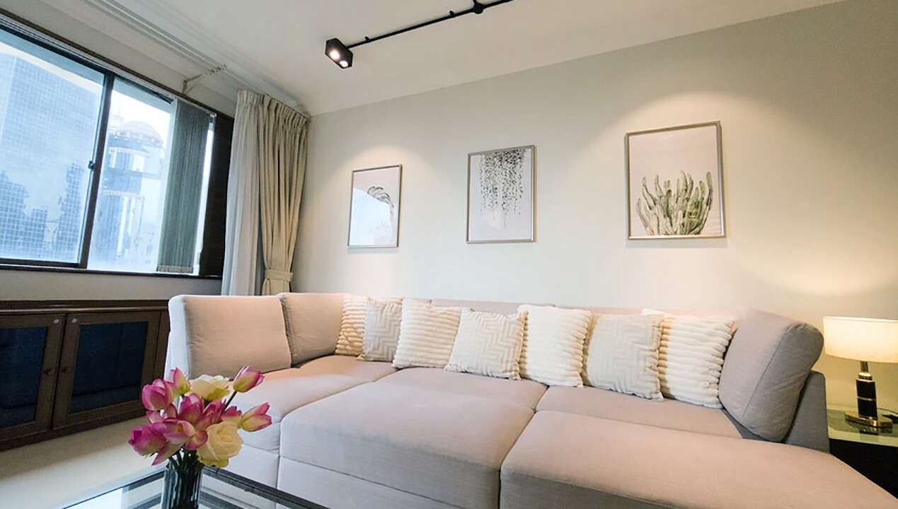 Photo of Livingroom in Golden Triangle