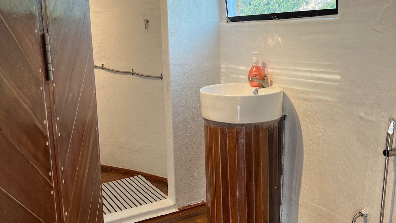 Photo of Bathroom in Air Hangat