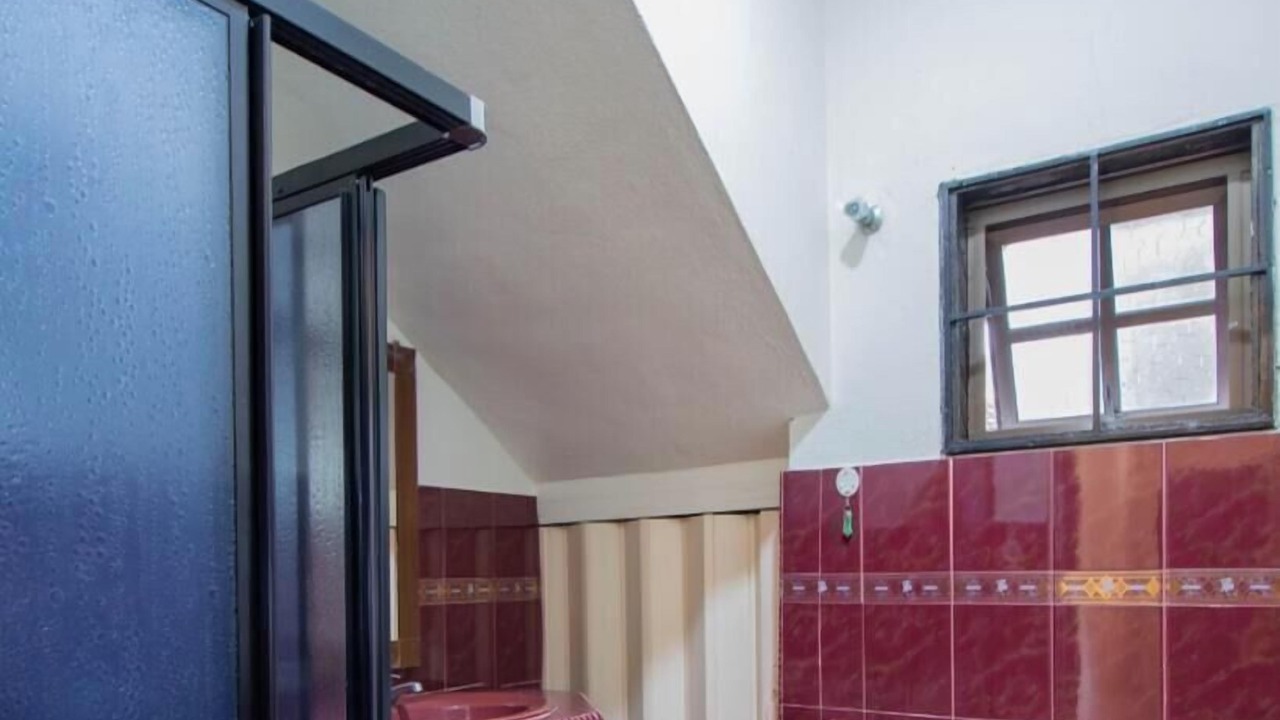 Photo of Bathroom in Tunku