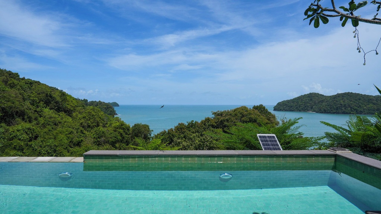 Photo of Outdoor in Pantai Tengah