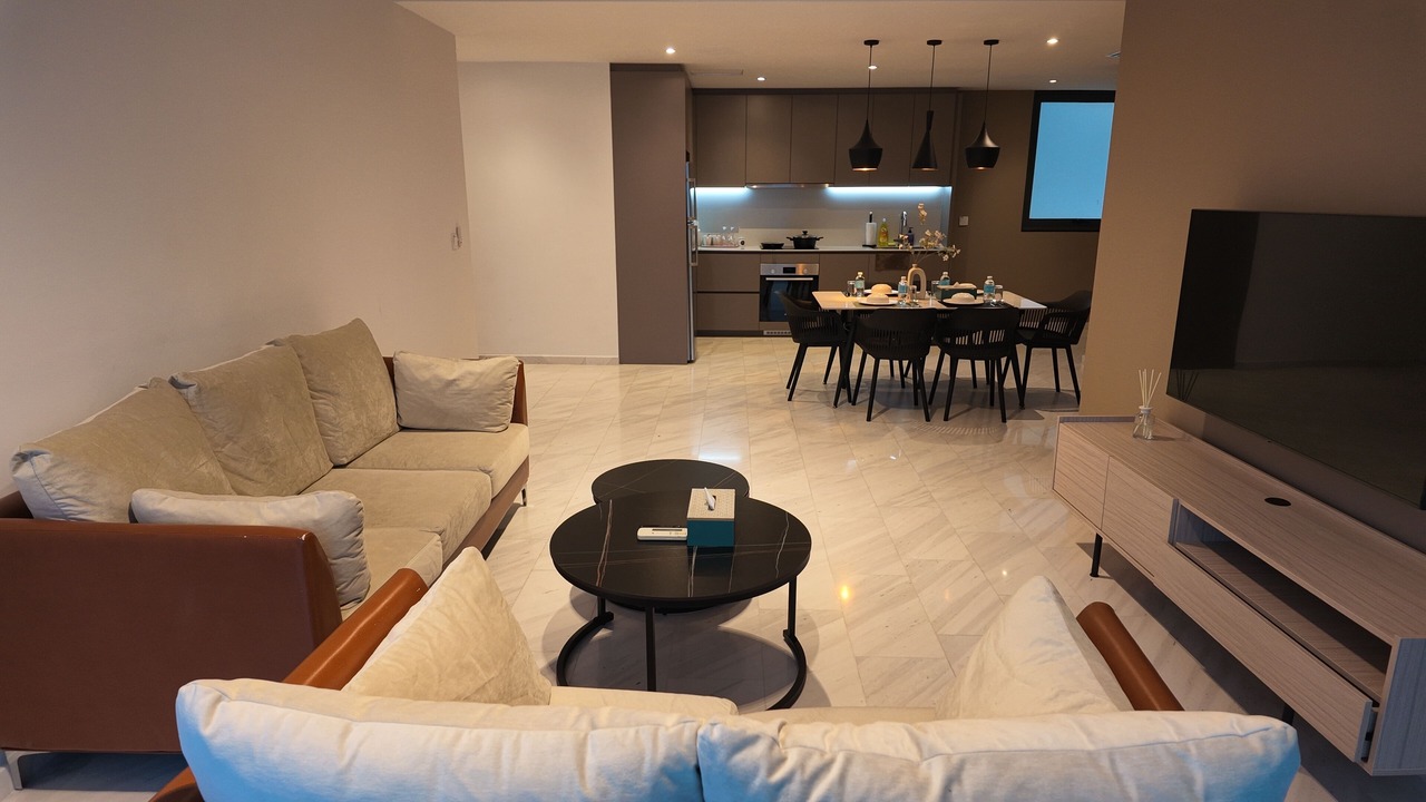 Photo of Livingroom in Golden Triangle