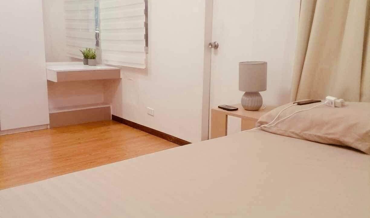Photo of Bedroom in West Triangle