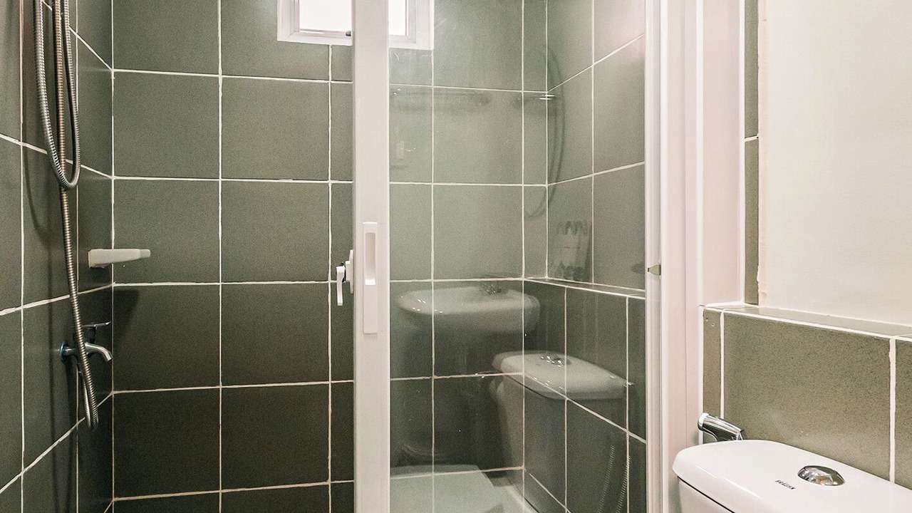 Photo of Bathroom in Las Pinas