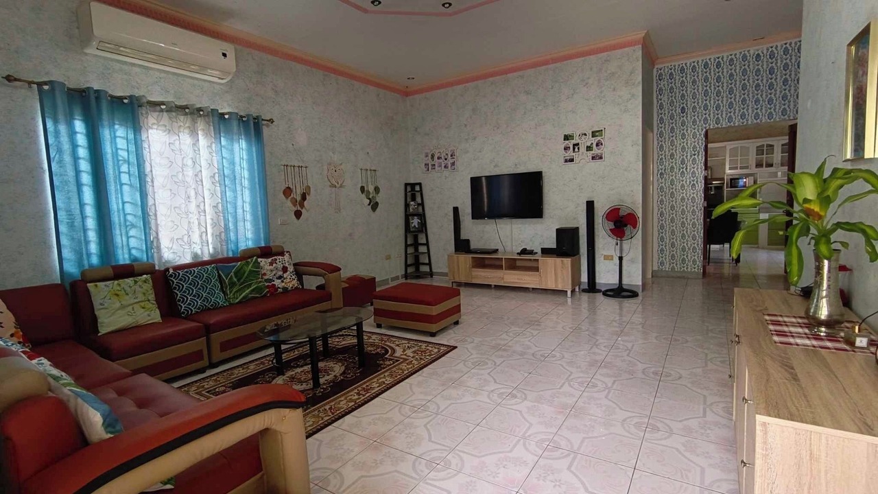 Photo of Livingroom in Dipolog