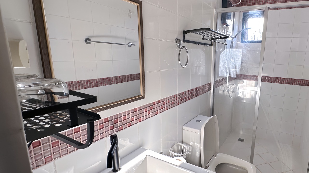 Photo of Bathroom in Las Pinas