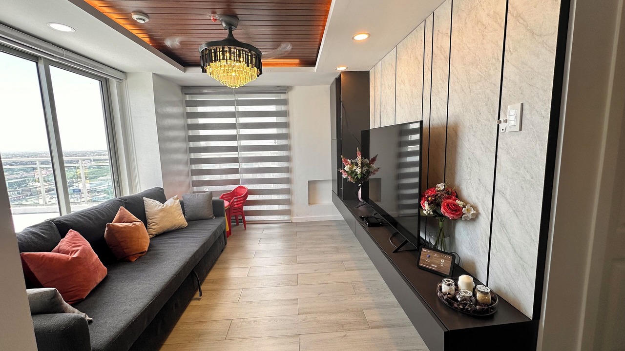 Photo of Livingroom in San Fernando
