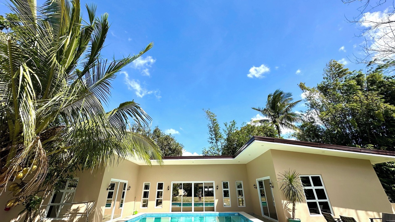 Photo of Outdoor in Amadeo