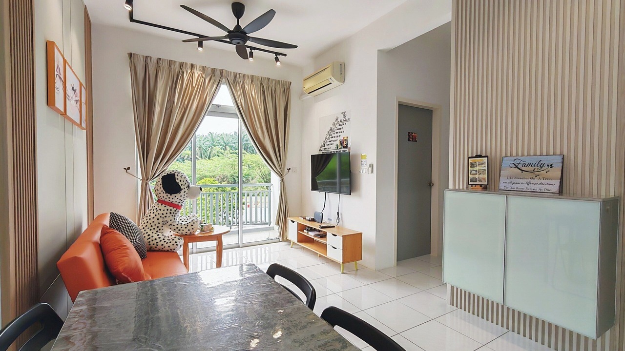 Photo of Livingroom in Tebrau