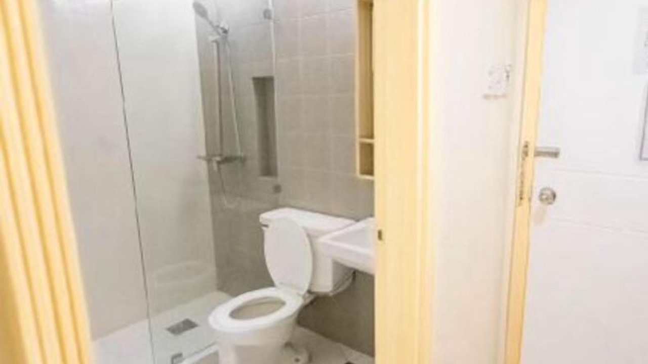 Photo of Bathroom in Downtown Tacloban