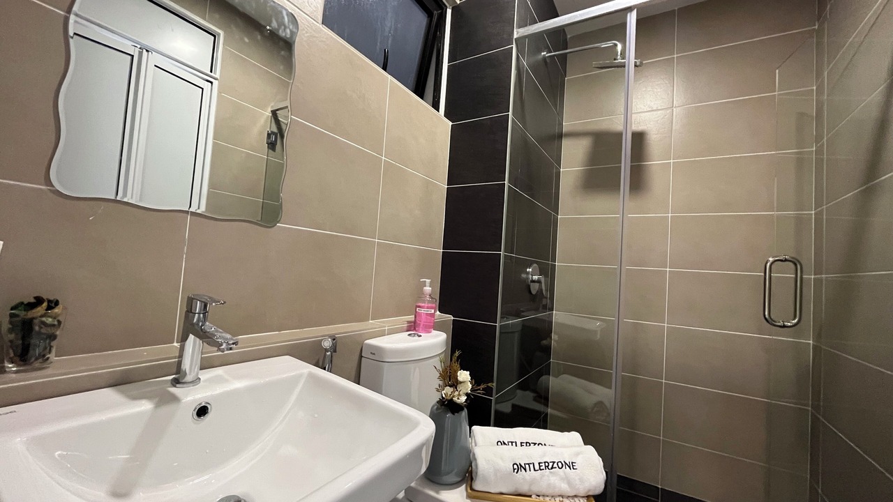 Photo of Bathroom in Medini