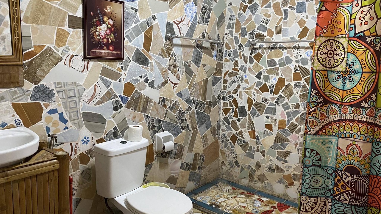 Photo of Bathroom in Tangalan
