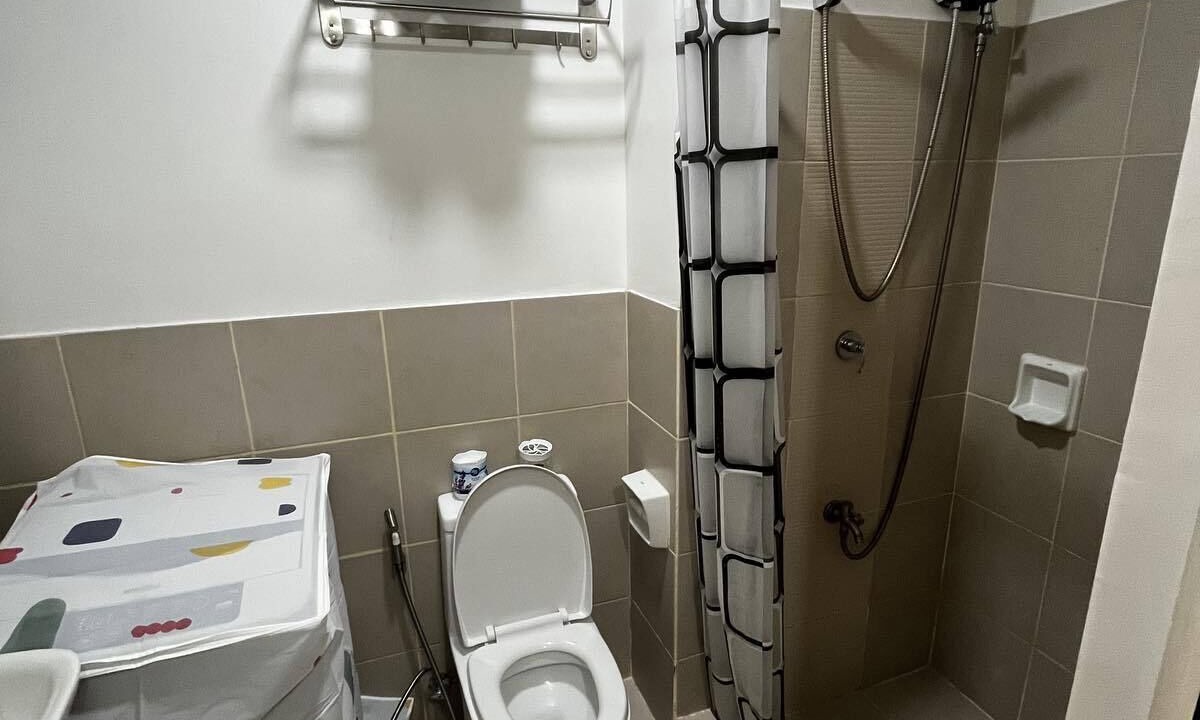 Photo of Bathroom in Las Pinas