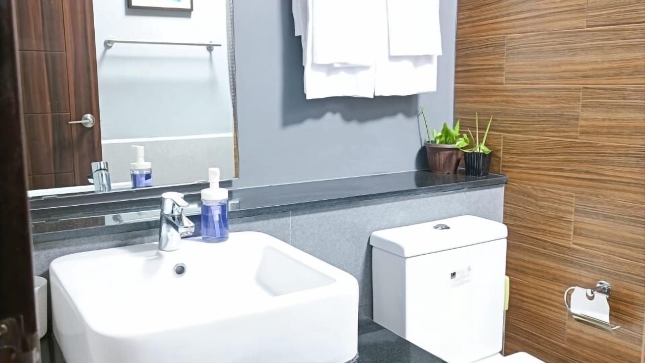 Photo of Bathroom in Paco