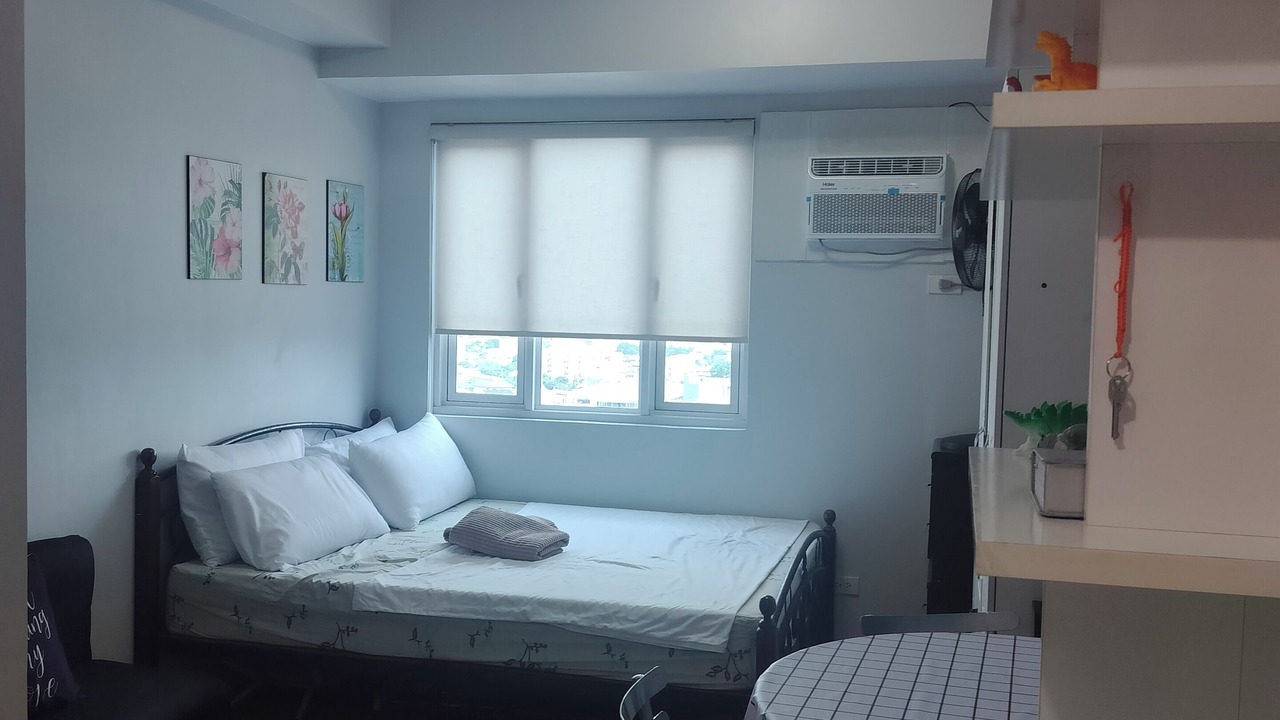 Photo of Bedroom in South Triangle