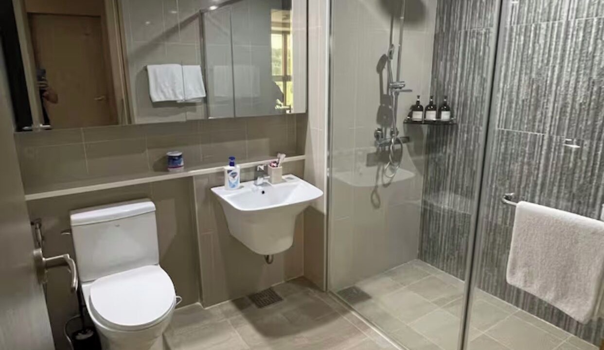 Photo of Bathroom in Clark