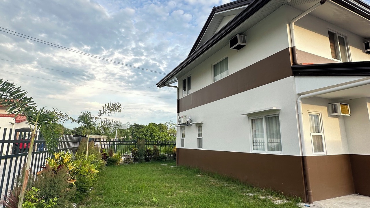 Photo of Outdoor in Bacolor