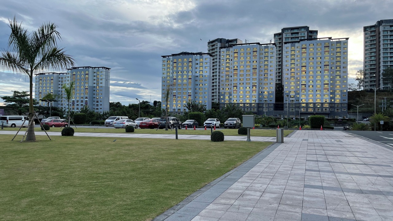 Photo of Outdoor in Clark Freeport