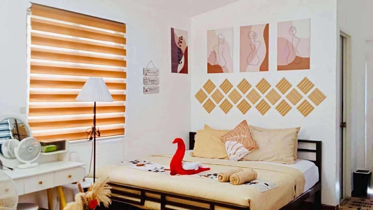 Photo of Bedroom in Olango Island