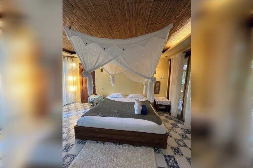 Photo of Bedroom in Yapak