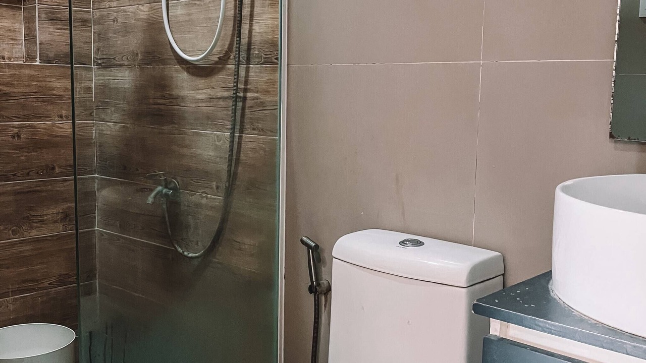 Photo of Bathroom in San Fernando