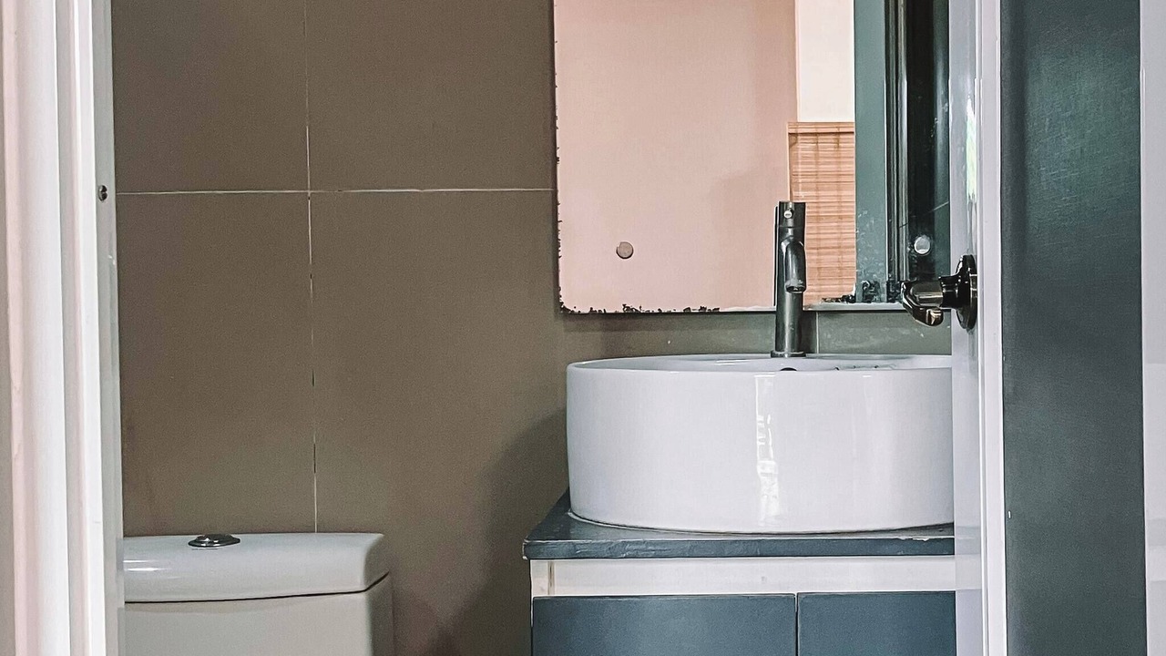 Photo of Bathroom in San Fernando