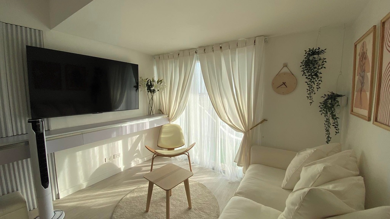 Photo of Livingroom in San Fernando