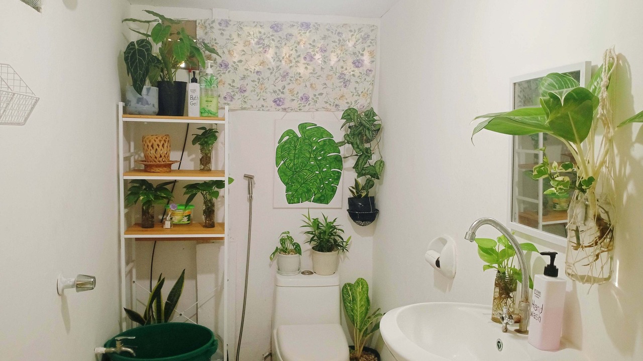 Photo of Bathroom in Puerto Princesa City Centre