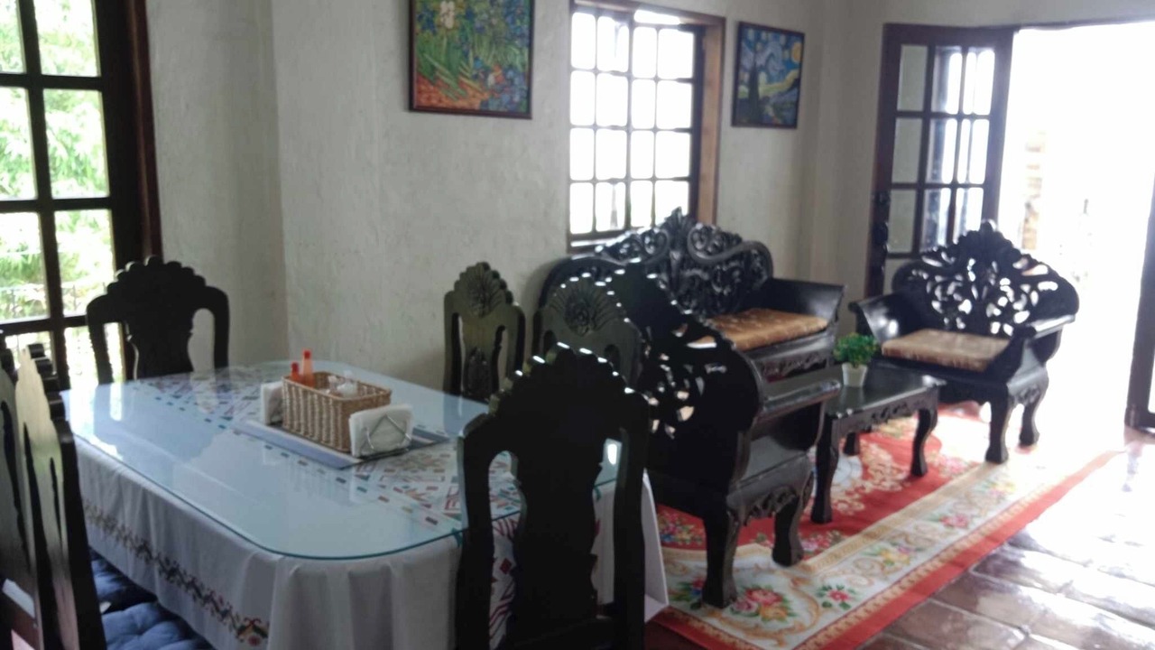 Photo of Livingroom in Puerto Galera