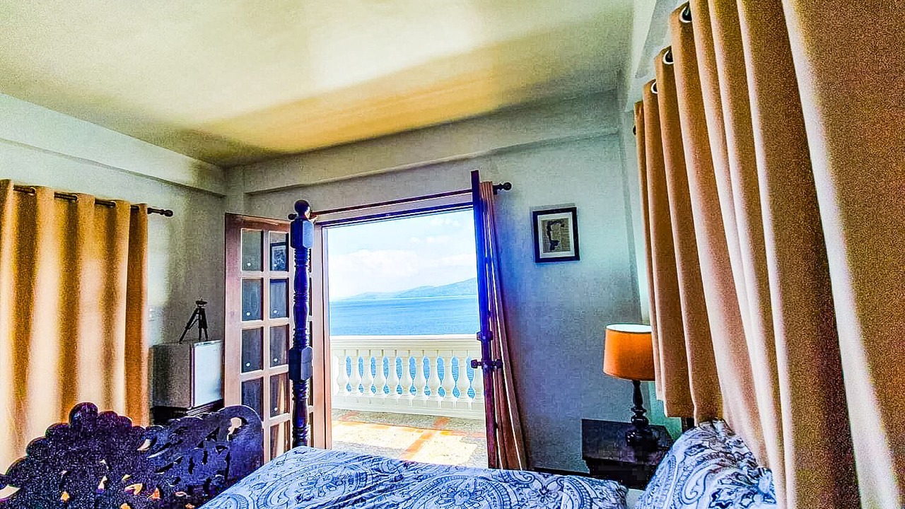 Photo of Bedroom in Puerto Galera