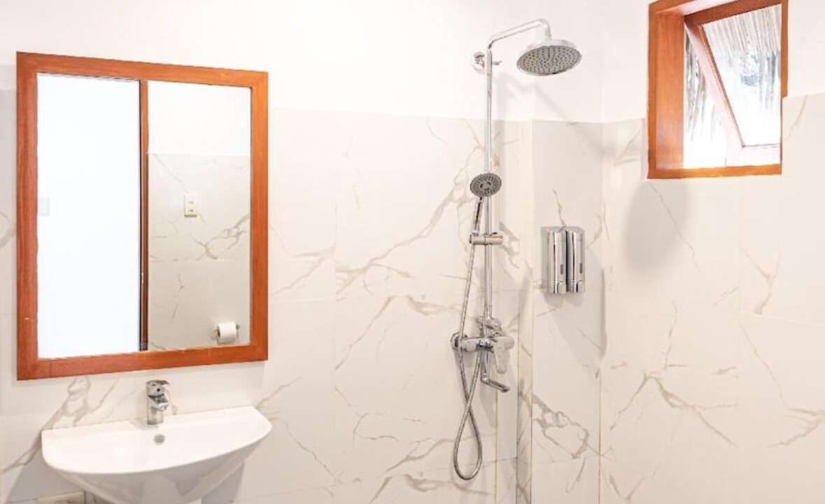Photo of Bathroom in Catangnan