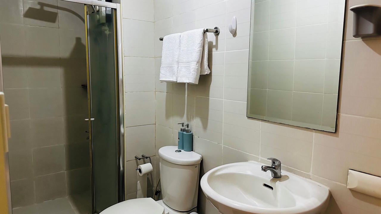 Photo of Bathroom in Salcedo Village