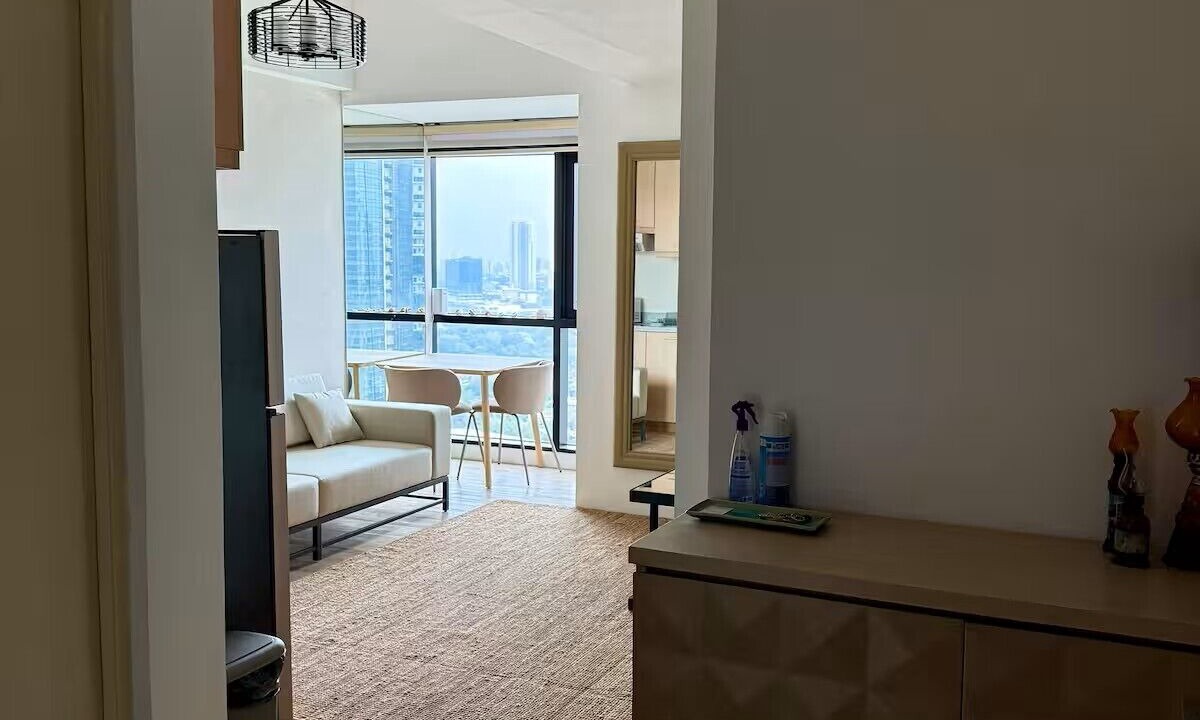 Photo of Livingroom in Wack-Wack Greenhills