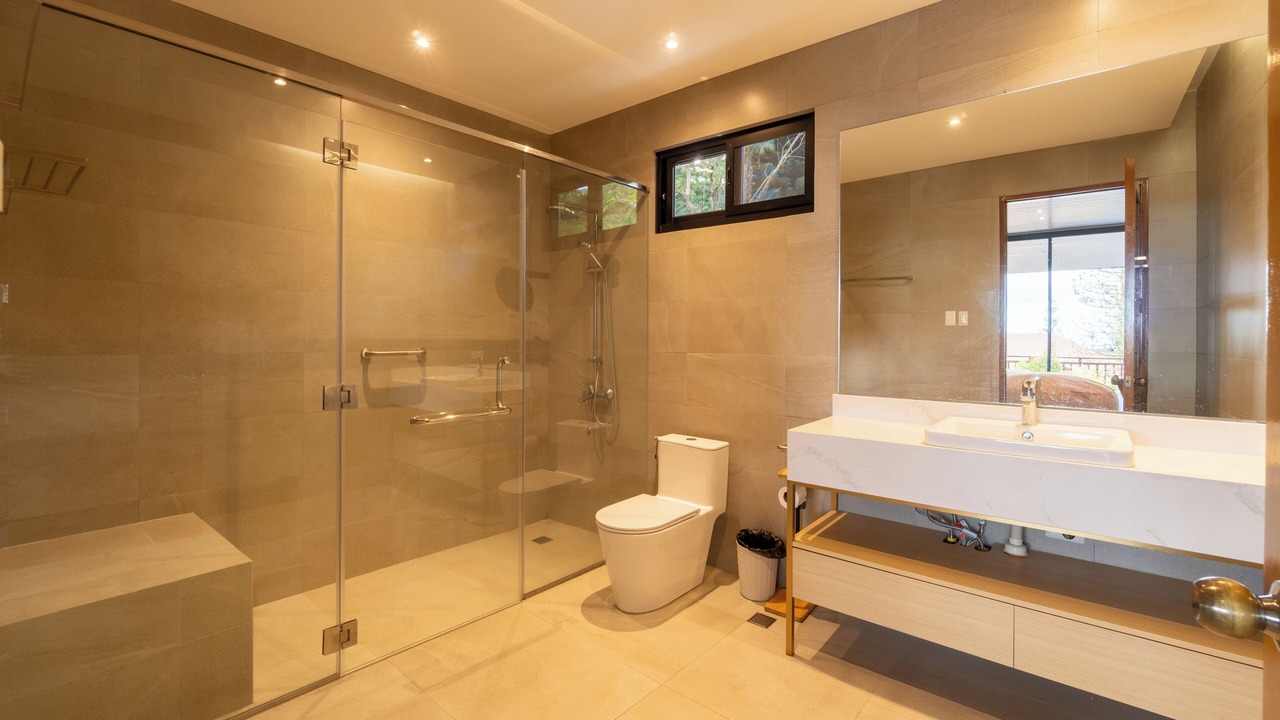 Photo of Bathroom in Calaca