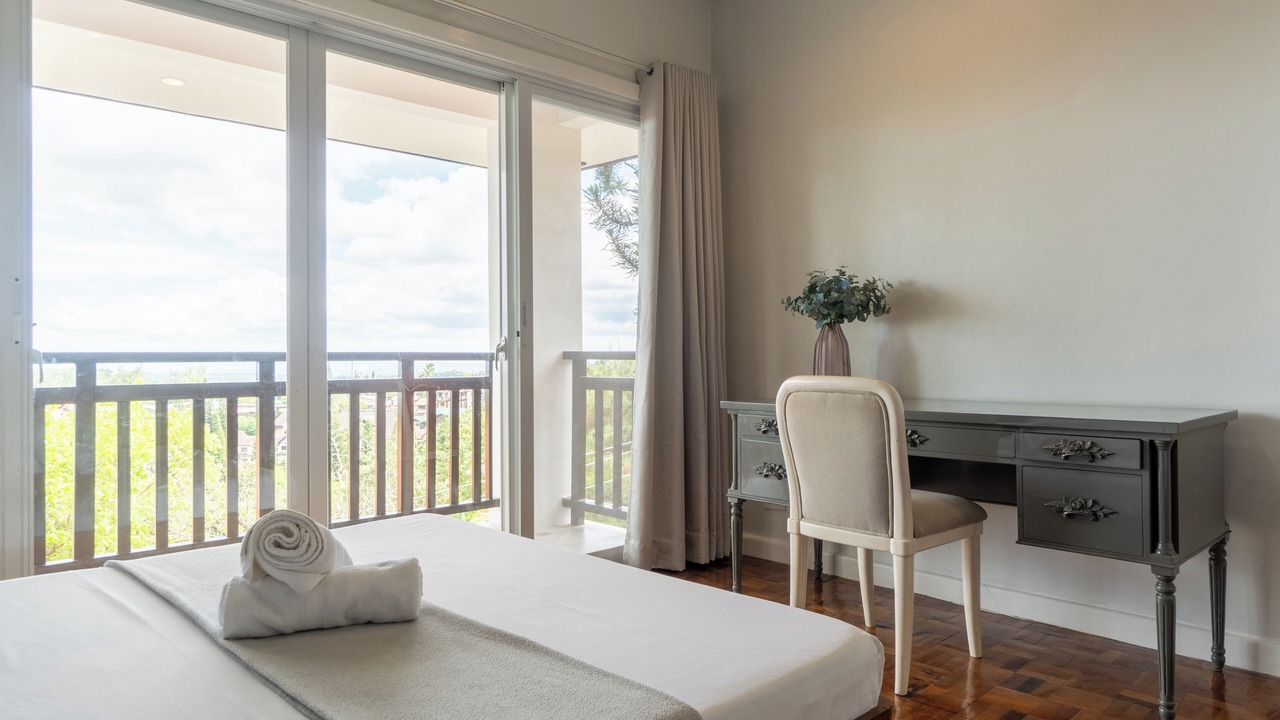 Photo of Bedroom in Calaca