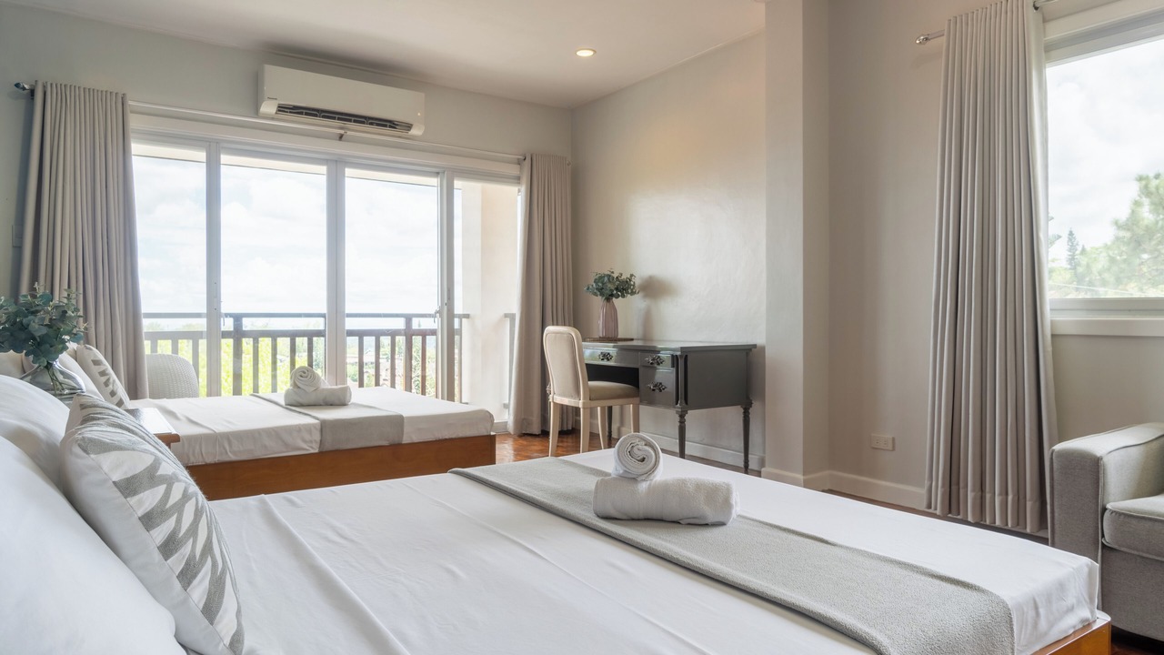 Photo of Bedroom in Calaca