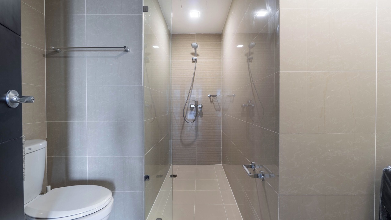 Photo of Bathroom in Katuparan