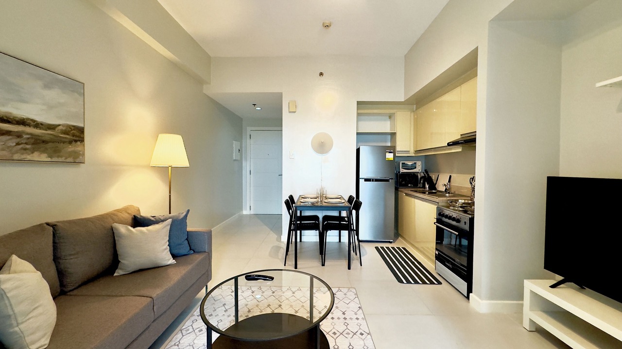 Photo of Livingroom in Legazpi Village