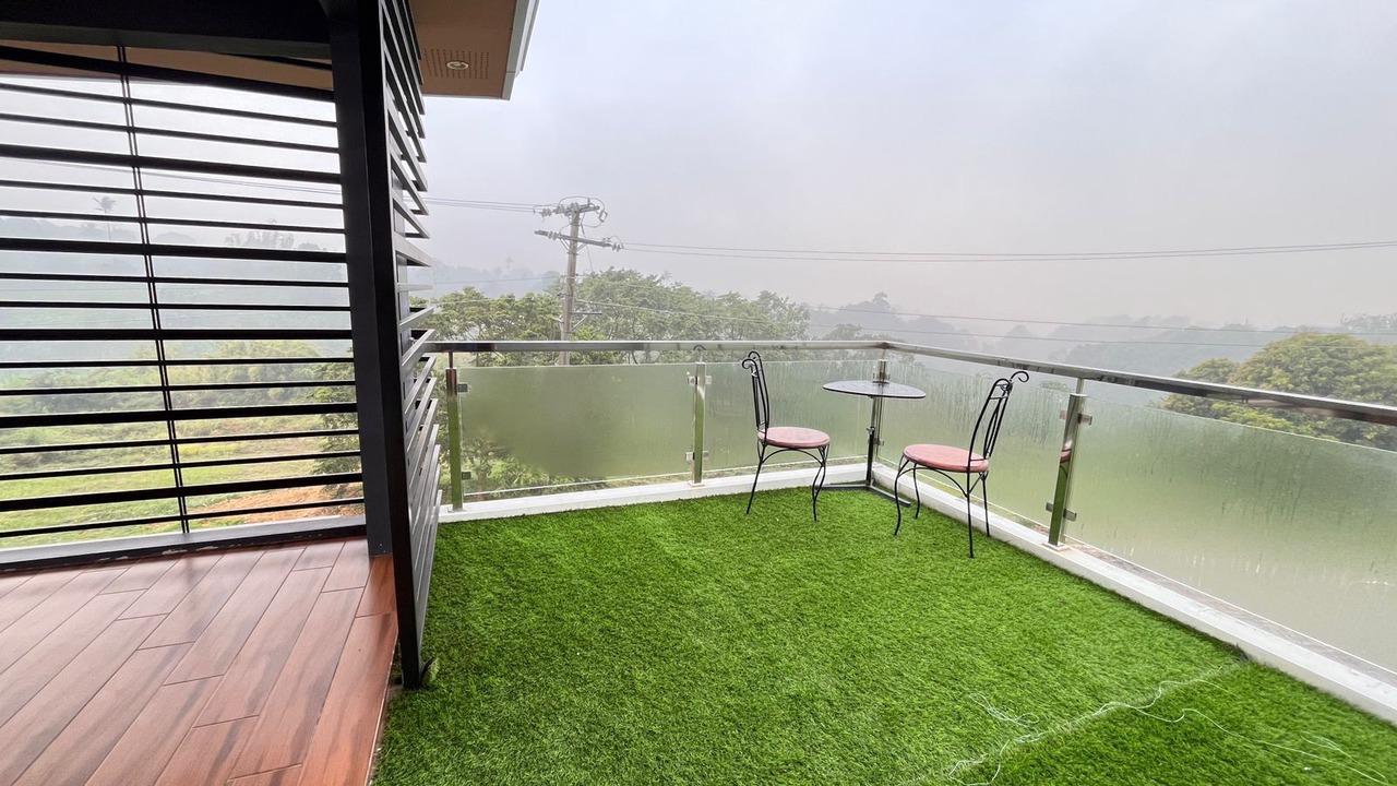 Photo of Patio Balcony in Laurel