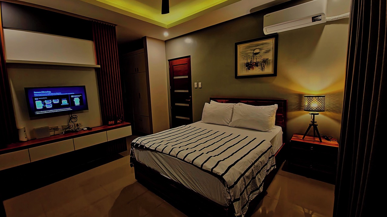 Photo of Bedroom in Laurel