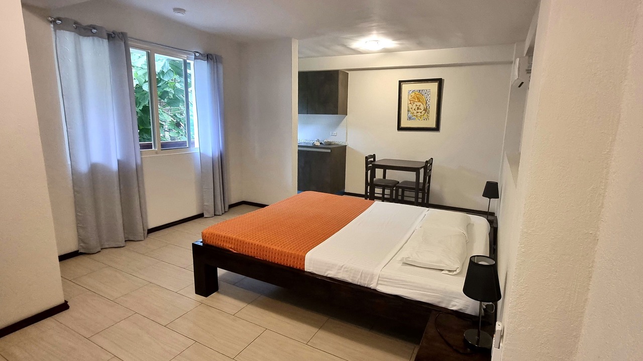 Photo of Bedroom in Logon