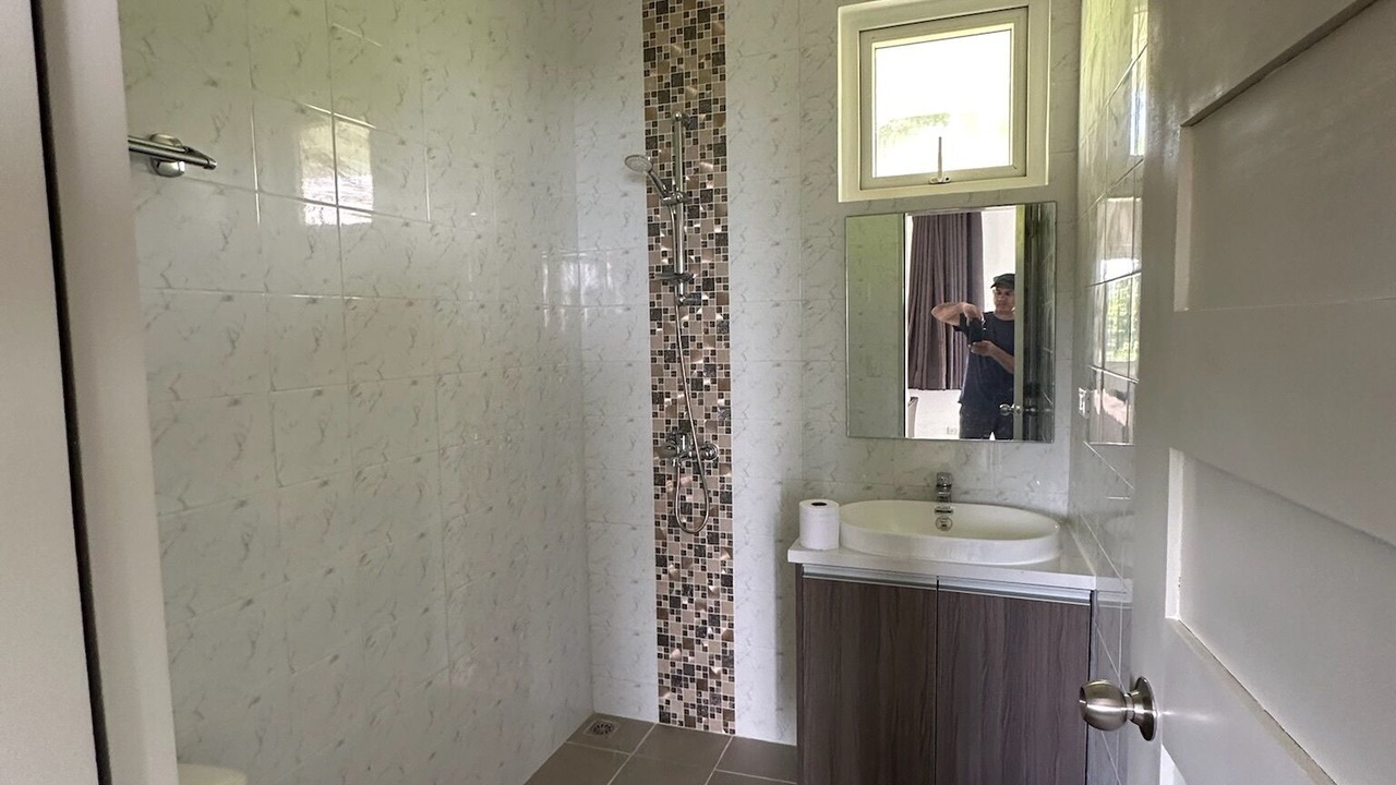 Photo of Bathroom in Carabao Island