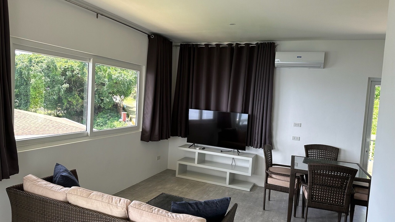 Photo of Livingroom in Carabao Island