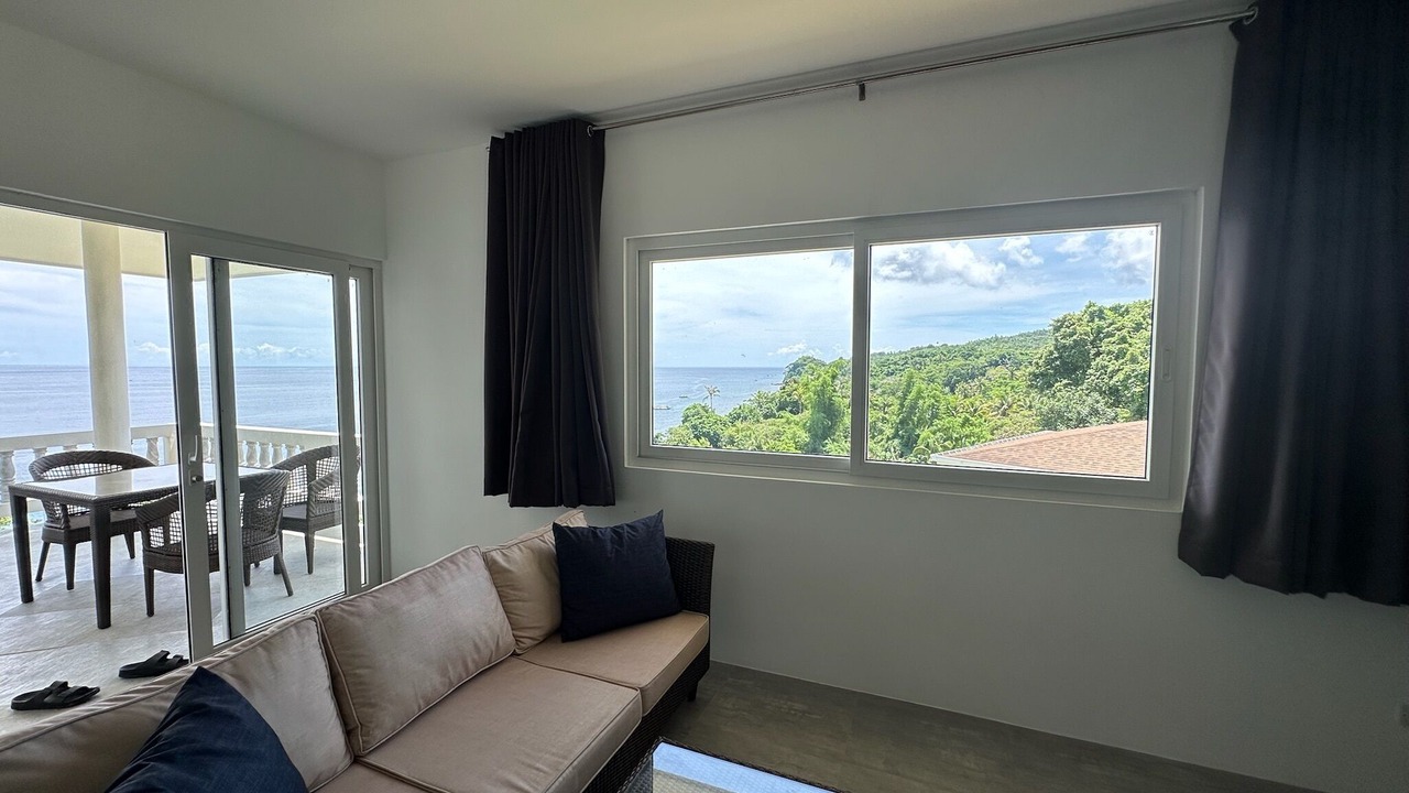Photo of Livingroom in Carabao Island