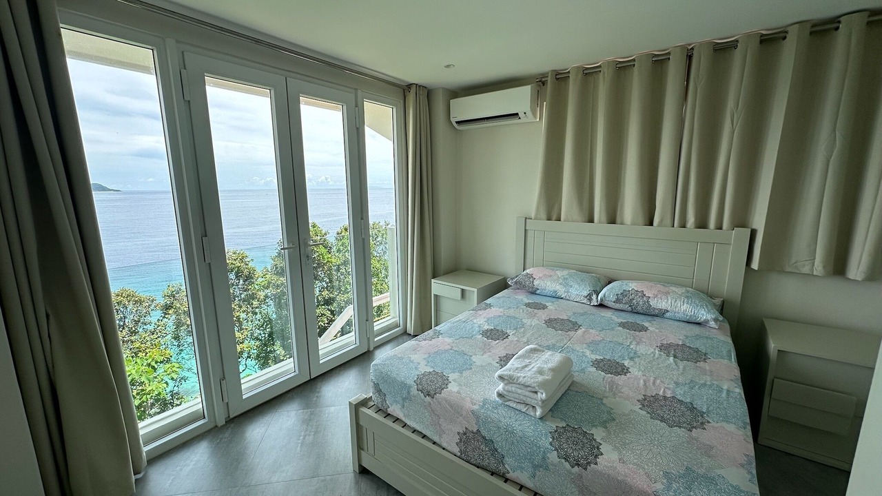 Photo of Bedroom in Carabao Island