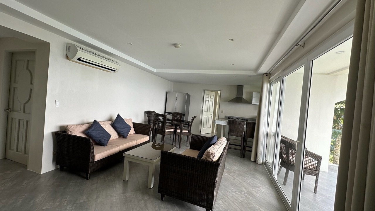 Photo of Livingroom in Carabao Island