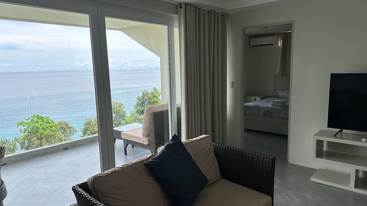 Photo of Livingroom in Carabao Island