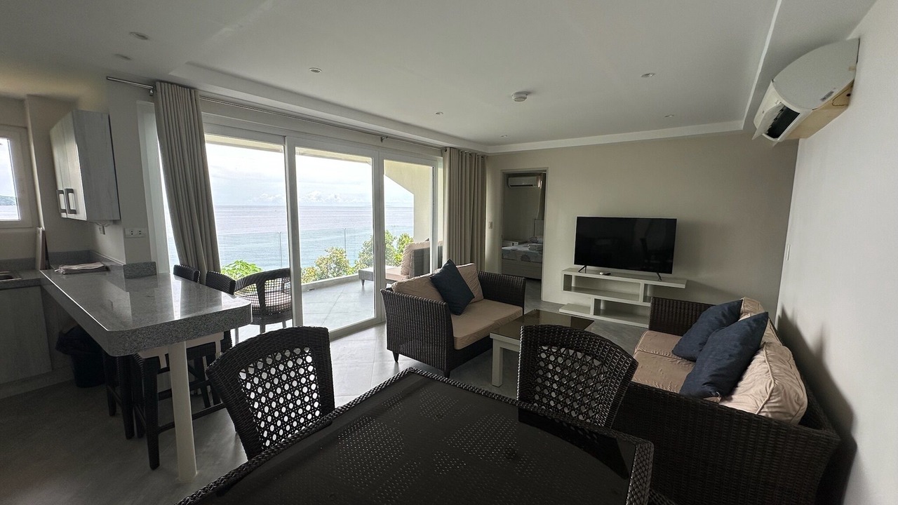 Photo of Livingroom in Carabao Island