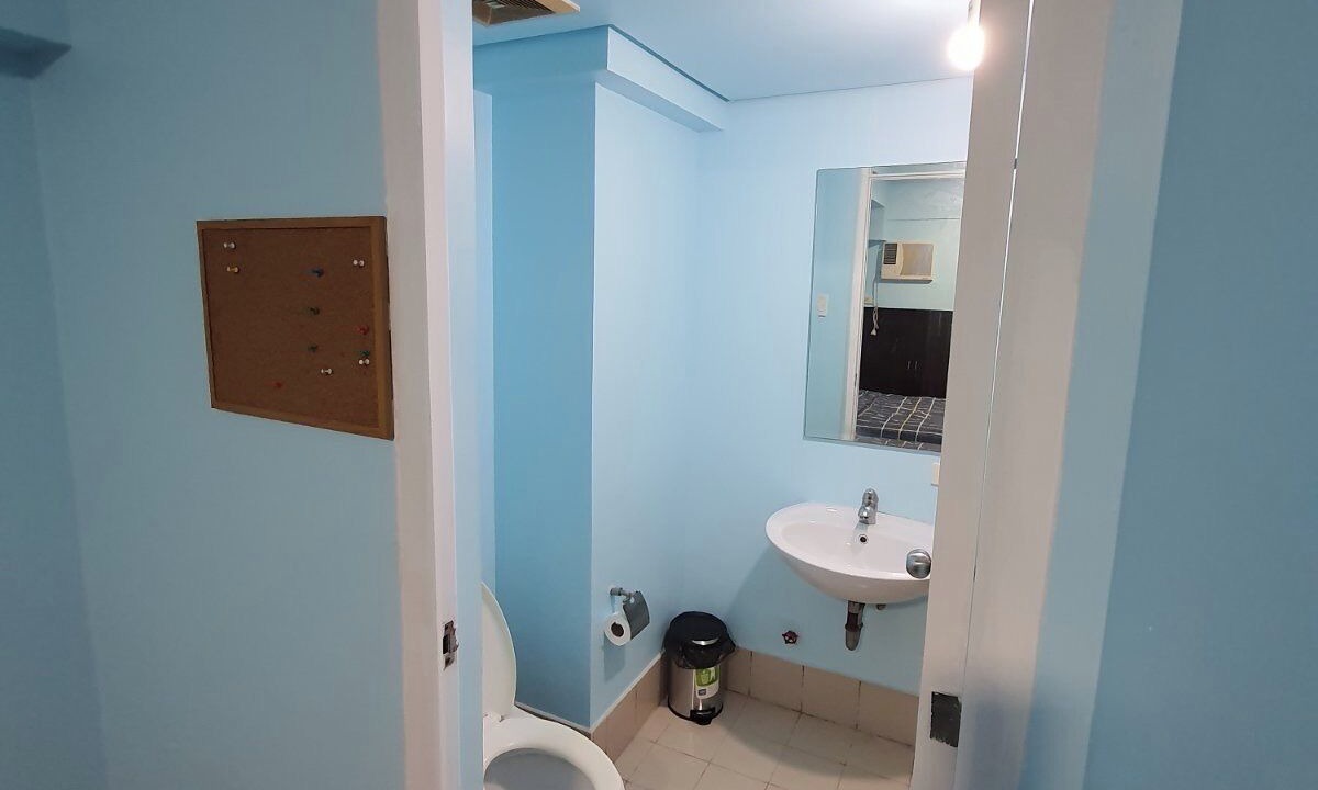 Photo of Bathroom in Wack-Wack Greenhills