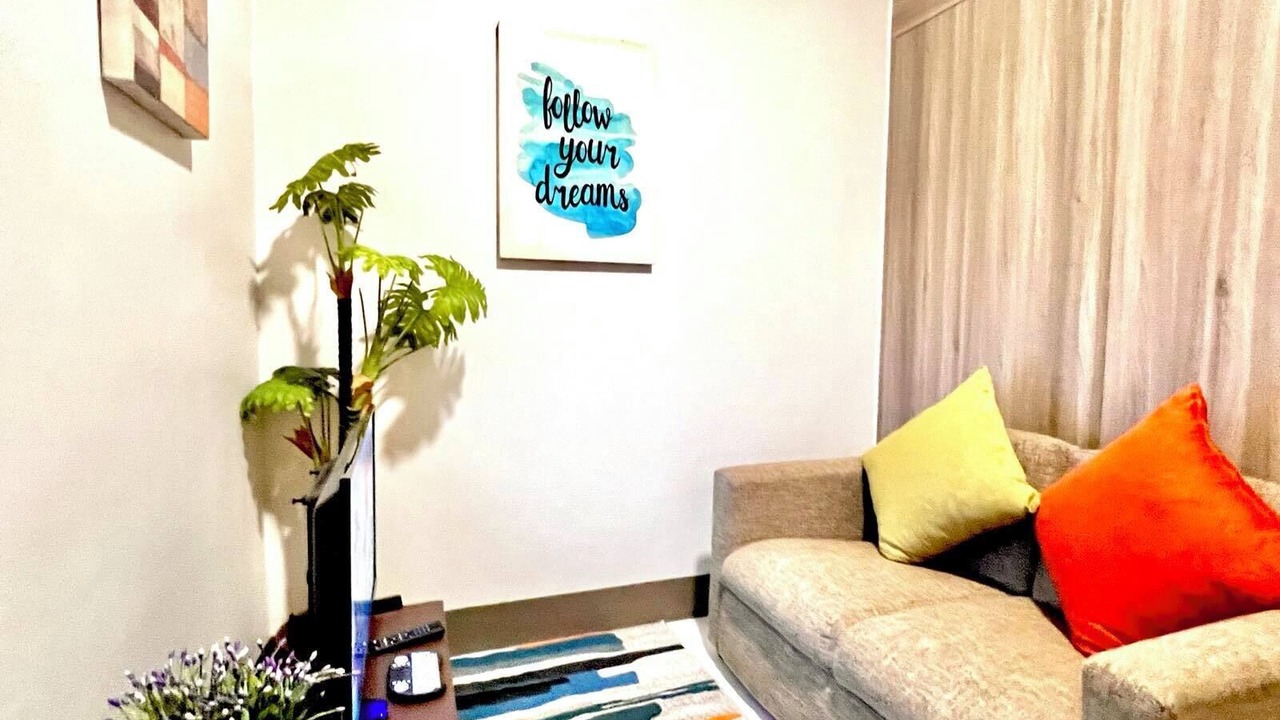 Photo of Livingroom in Wack-Wack Greenhills